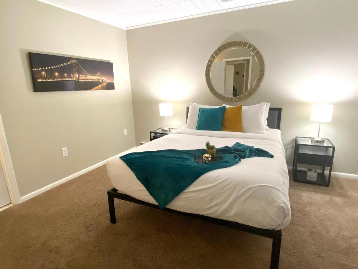 A Modern Apt Close To Downtown Lancaster Extérieur photo